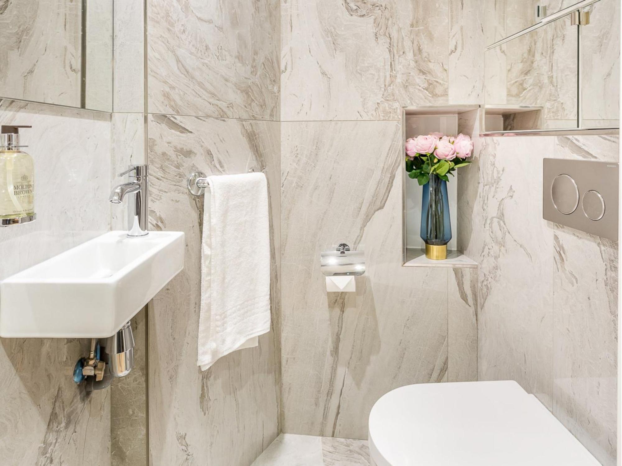 Luxury 6 Bedroom 5 Bathroom Palace - Louvre View Appartement